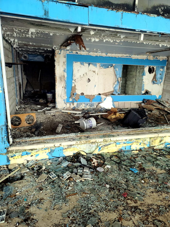 Howard Johnsons (Cosmo Extended Stay Motel) - From Tony J Mcdonald On Facebook (newer photo)